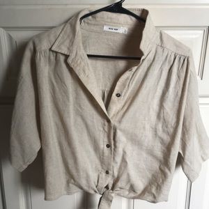 Mod Ref Linen Crop Top with elastic back